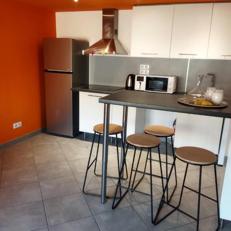 Marseille Endoume proche plage et Vieux Port - Chambre 2 Lits King-Size - 4