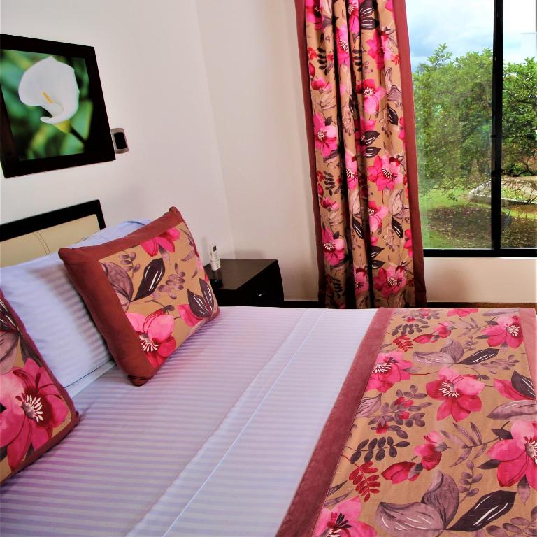 Casa Campestre con piscina privada a 8 minutos de Ukumari - Villa with Private Pool - 34