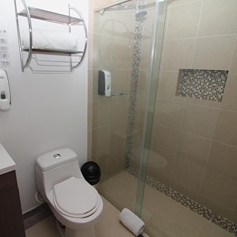 Casa Campestre con piscina privada a 8 minutos de Ukumari - Villa with Private Pool - 47