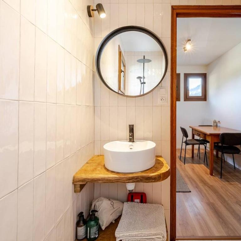 House 11 guests 2 cozy apartments near ski slopes - Maison 5 Chambres - 42