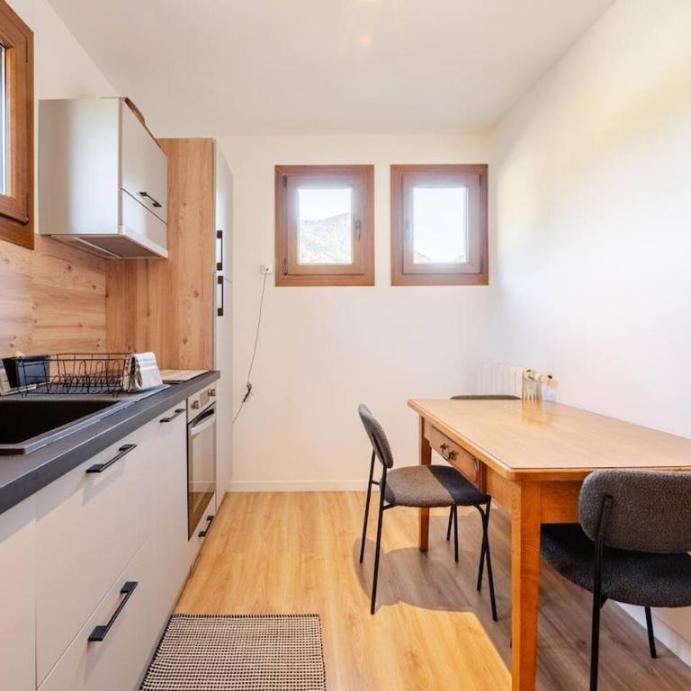 House 11 guests 2 cozy apartments near ski slopes - Maison 5 Chambres - 34
