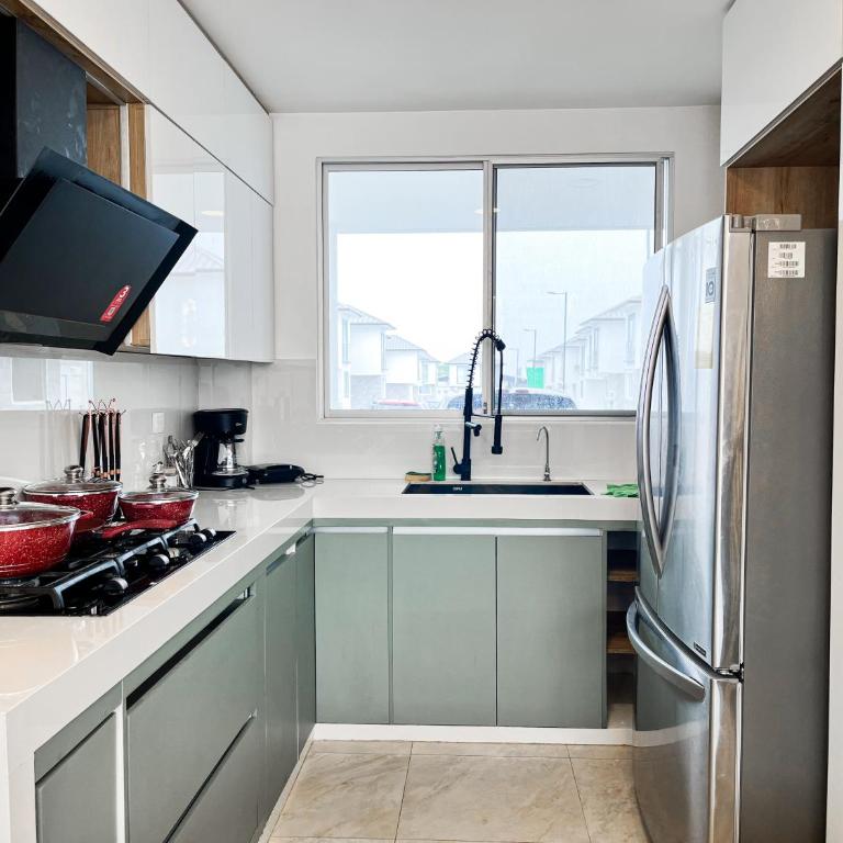 Casa Moderna con Piscina Gym Canchas - Villa de 3 dormitorios - 74