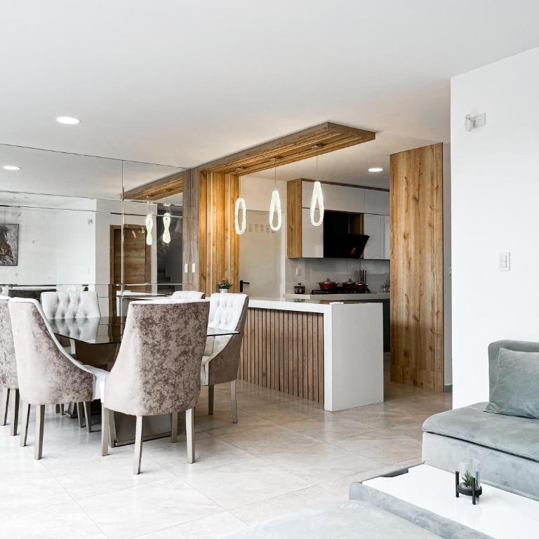 Casa Moderna con Piscina Gym Canchas - Villa de 3 dormitorios - 91