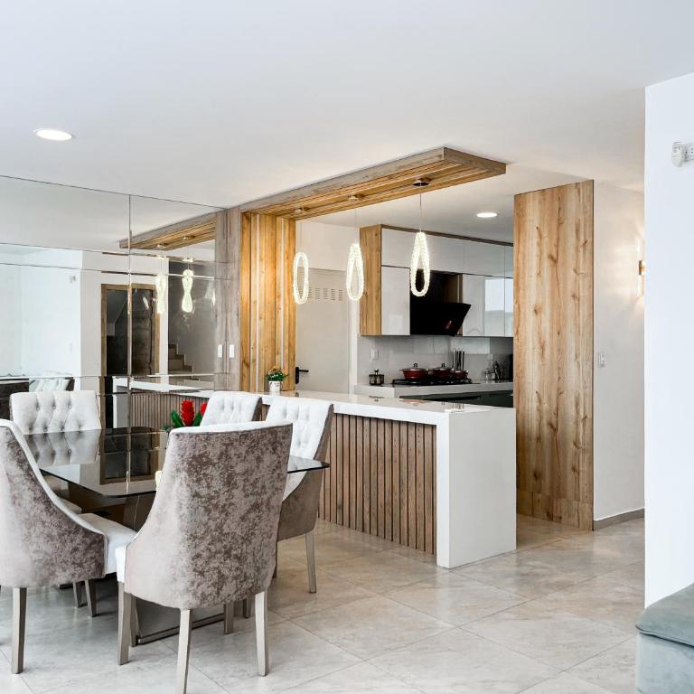 Casa Moderna con Piscina Gym Canchas - Villa de 3 dormitorios - 20