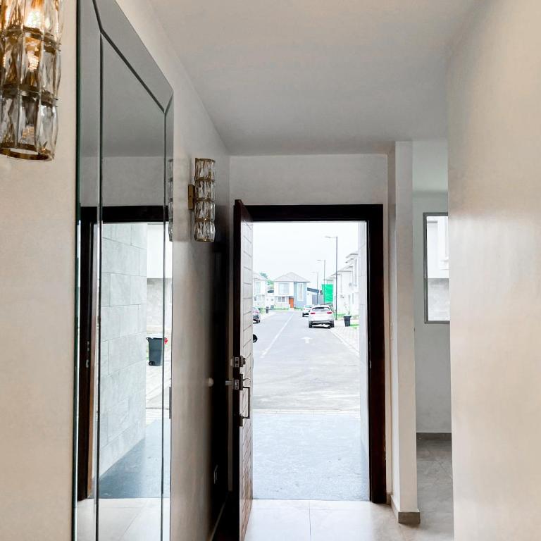 Casa Moderna con Piscina Gym Canchas - Villa de 3 dormitorios - 45