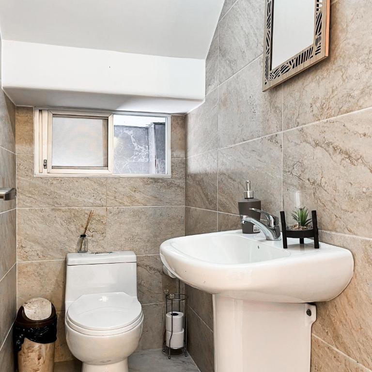 Casa Moderna con Piscina Gym Canchas - Villa de 3 dormitorios - 53