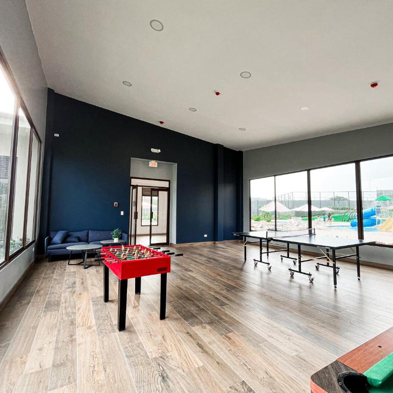 Casa Moderna con Piscina Gym Canchas - Villa de 3 dormitorios - 75