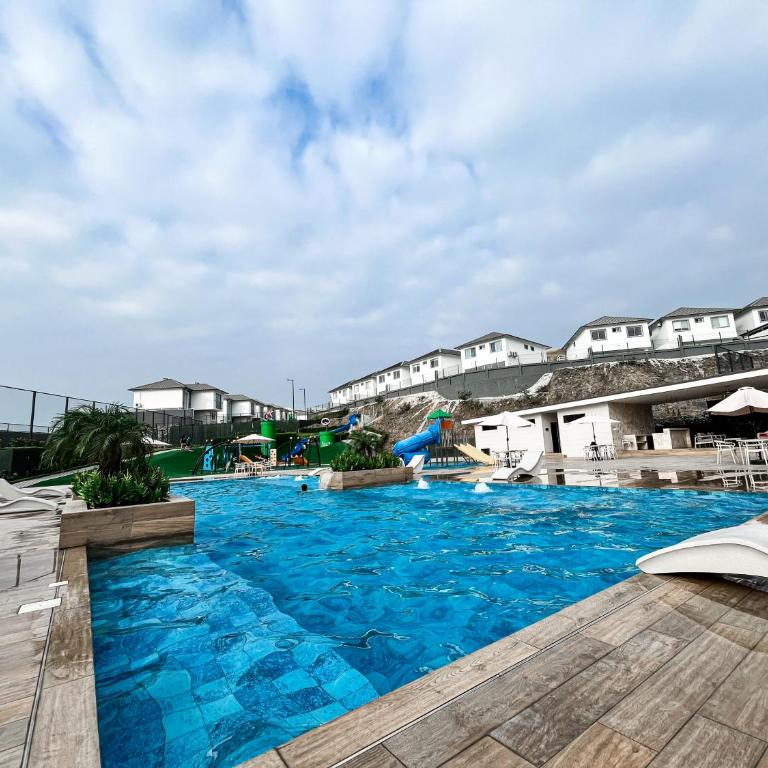 Casa Moderna con Piscina Gym Canchas - Villa de 3 dormitorios - 19