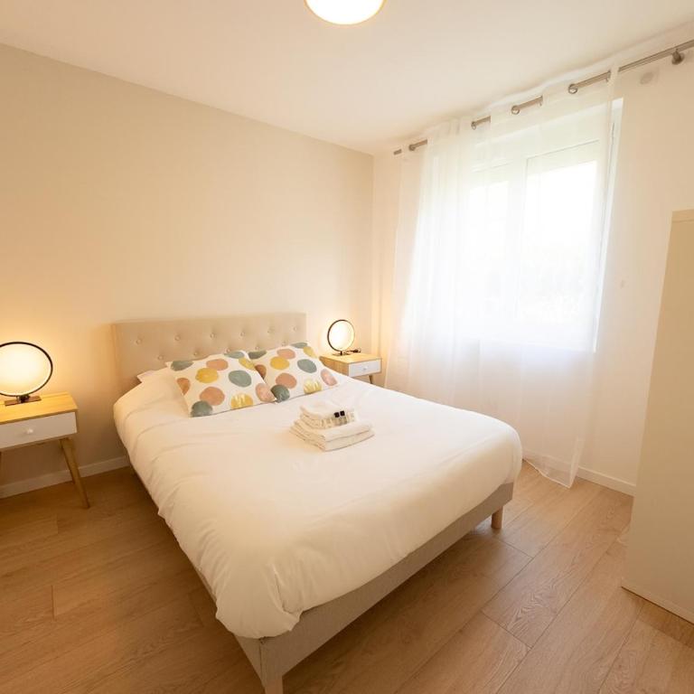 Cocon idylique, Clim, Lac et Montagnes, Jardin - Appartement 2 Chambres - 11