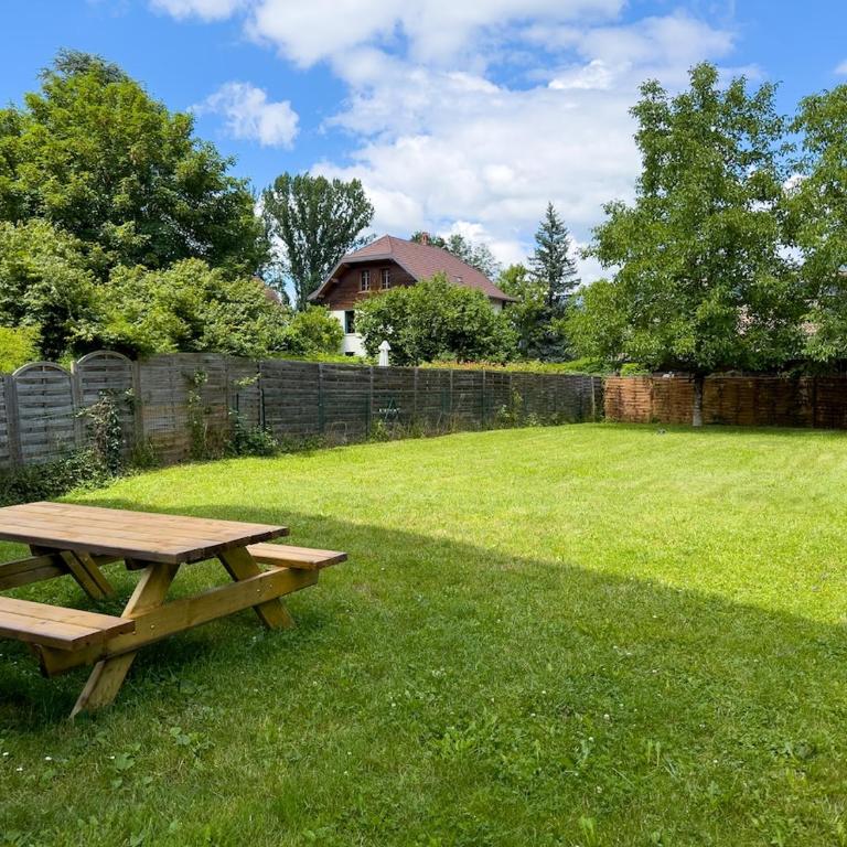 Cocon idylique, Clim, Lac et Montagnes, Jardin - Appartement 2 Chambres - 1