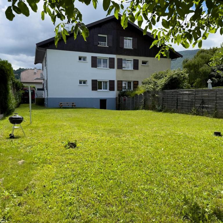Cocon idylique, Clim, Lac et Montagnes, Jardin - Appartement 2 Chambres - 5