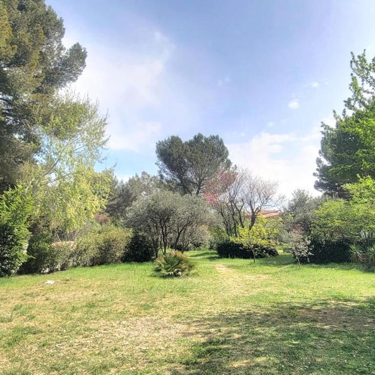 Appartement au calme à 5min du centre d'Aix-en-Provence avec terrasse vue sur jardin & parking privé - Apartment mit 1 Schlafzimmer - 2