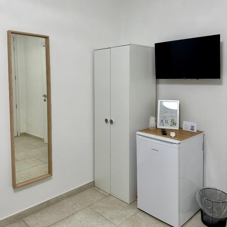 Lu Chiapparu B&B - Camera Matrimoniale con Bagno Privato - 8