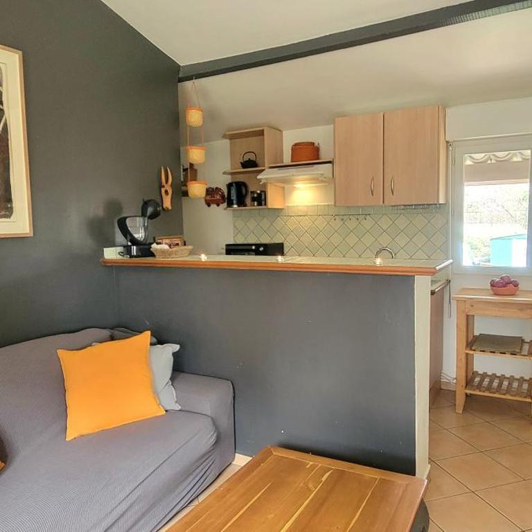 Appartement au calme à 5min du centre d'Aix-en-Provence avec terrasse vue sur jardin & parking privé - Apartment mit 1 Schlafzimmer - 4
