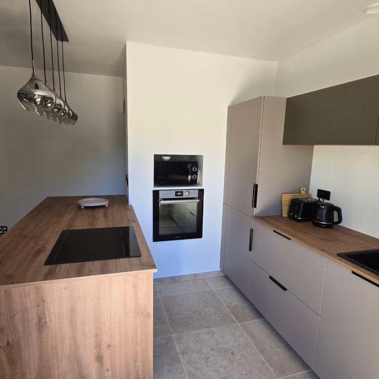 Maison 3 ch et jardin à l'isle sur la sorgue près de la rivière - Casa de 3 dormitorios - 20