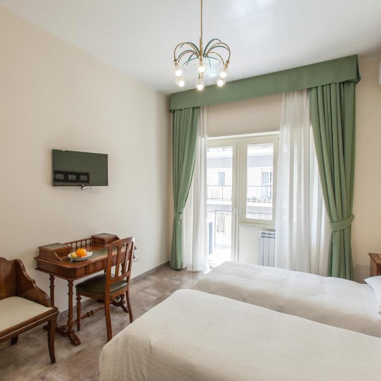 Anice Guesthouse - Camera Matrimoniale Deluxe con Balcone - 3
