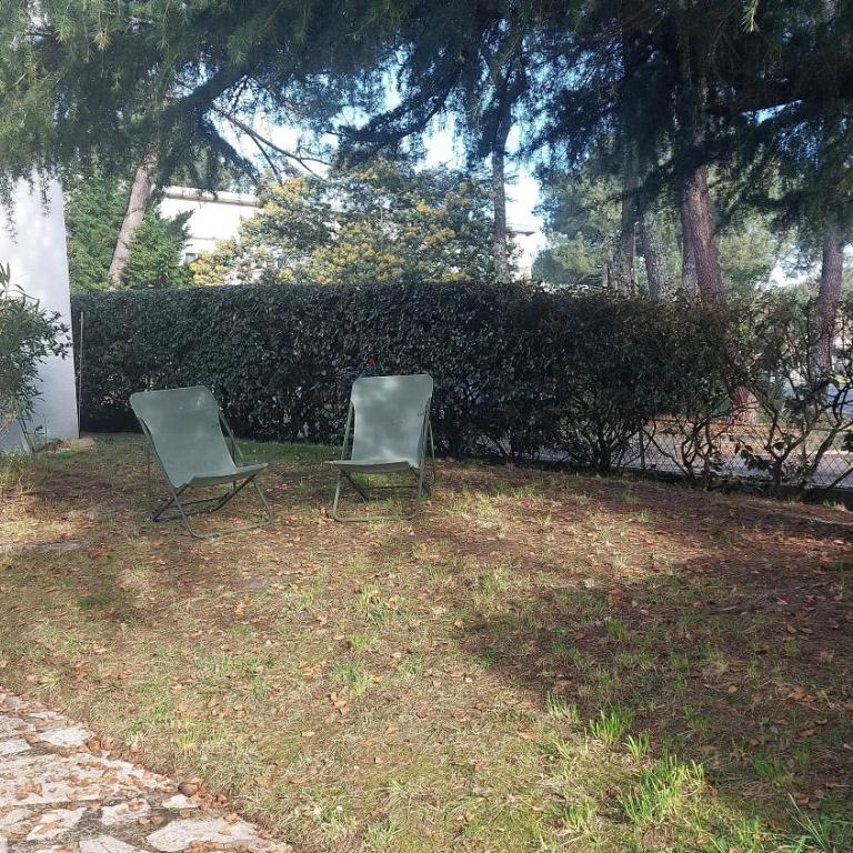 Maison quartier calme, proche plages, centre ville - Three-Bedroom House - 17