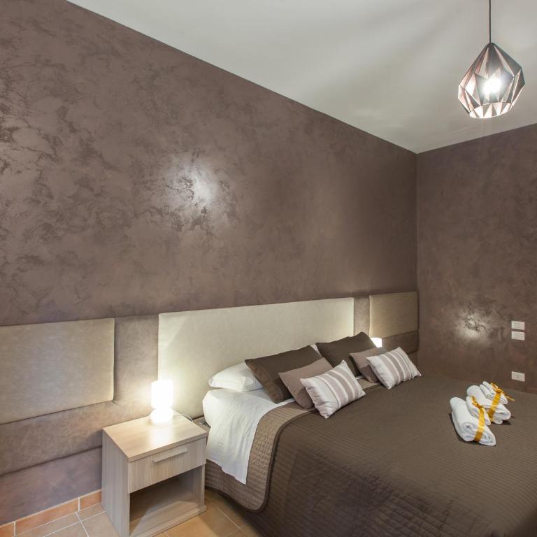 Dormi a Roma - Superior Double Room with Private Internal Bathroom - 13