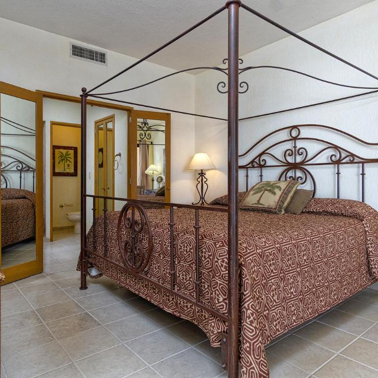 Casa Frida Massive Condo Sleeps up to 12! - Casa - 25
