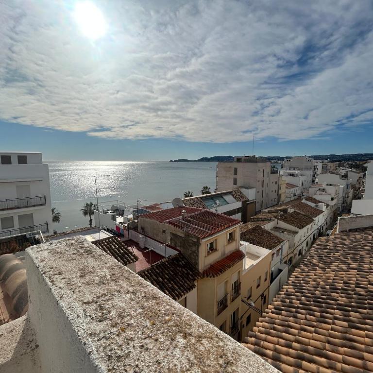 Duplex with spacious terraces and stunning sea views, right next to the beach - Apartamento - 1