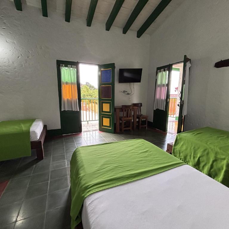 Hotel Vegas Del Rio Támesis - Habitación cuádruple - 2