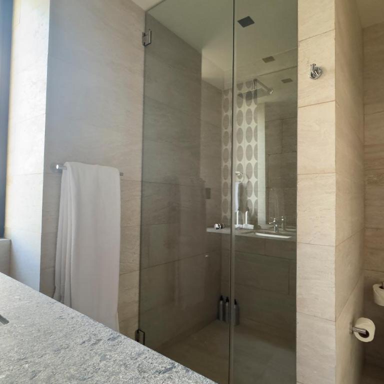 Colony Residences & Suites - Deluxe Double Room - 4