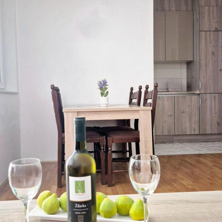 Mostar Family Nest - Two-Bedroom Apartment with Balcony - 4
