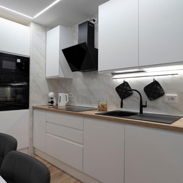 LECCO LAKE SUITE Dante 20 Balcony e Wi-Fi - Appartamento con 1 Camera da Letto - 4
