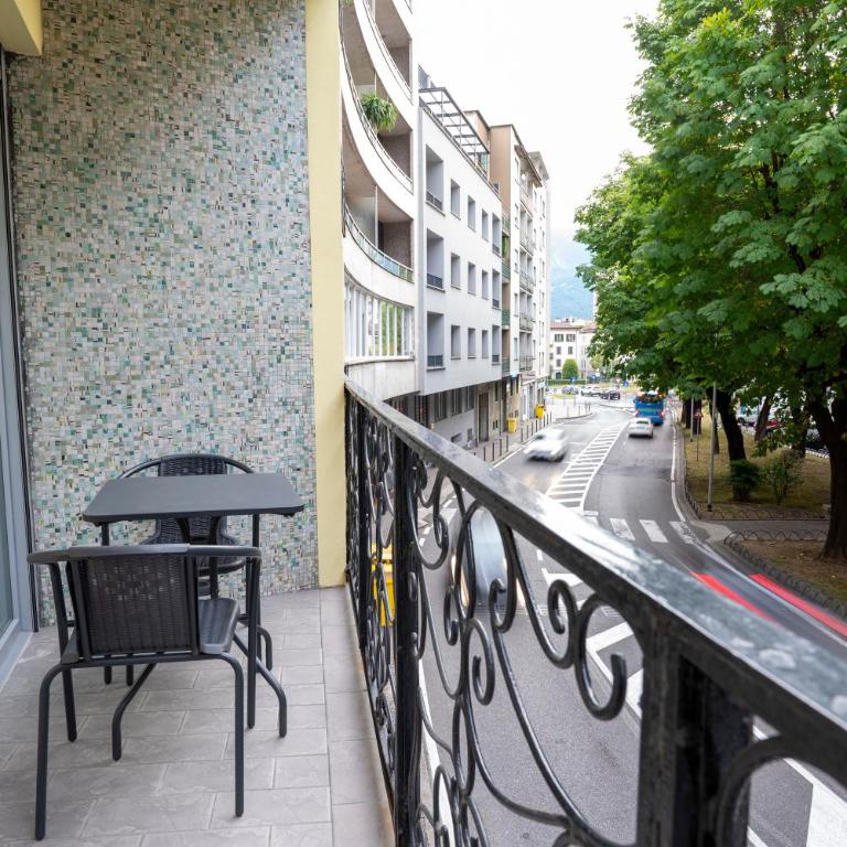 LECCO LAKE SUITE Dante 20 Balcony e Wi-Fi - Appartamento con 1 Camera da Letto - 30