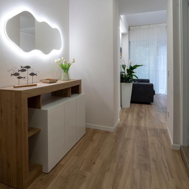 LECCO LAKE SUITE Dante 20 Balcony e Wi-Fi - Appartamento con 1 Camera da Letto - 27