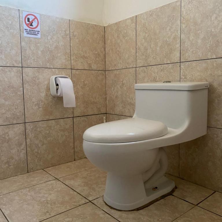 CASA ADRIEL Mancora - Four-Bedroom House - 28