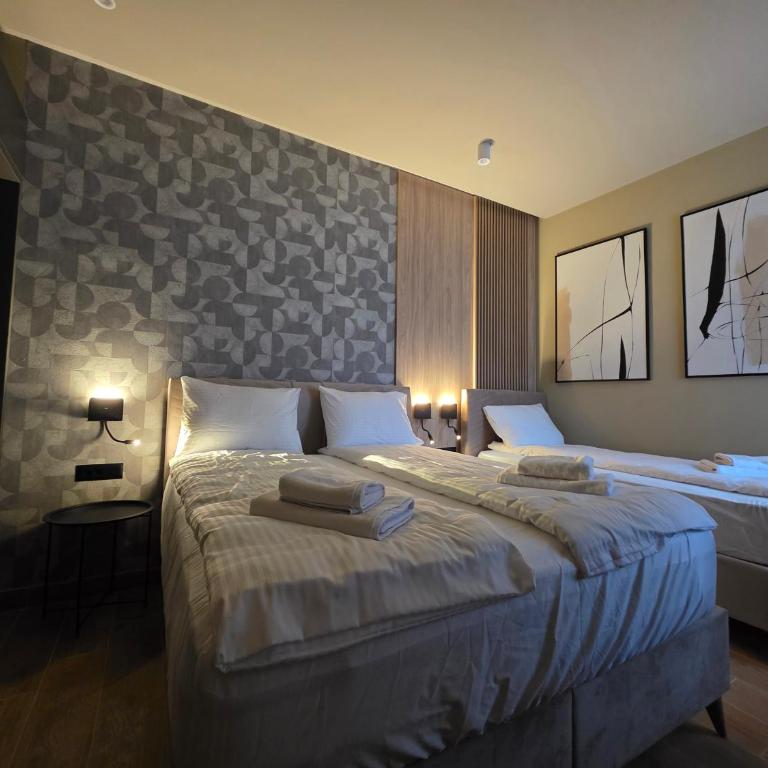 Ferhadija Living APARTMENTS - Family Studio - 1