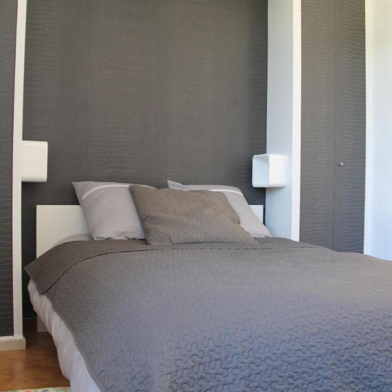 Beau T2 en centre ville avec parking privé - Appartement - Vue sur Mer - 12