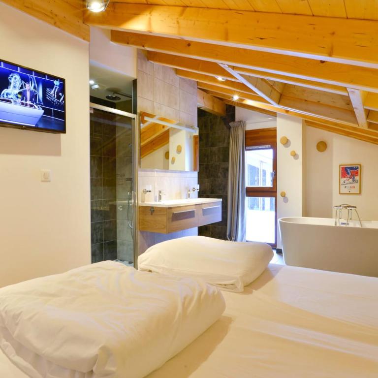 Chalet in French Alps near Lake Geneva - Maison de Vacances 4 Chambres - 23