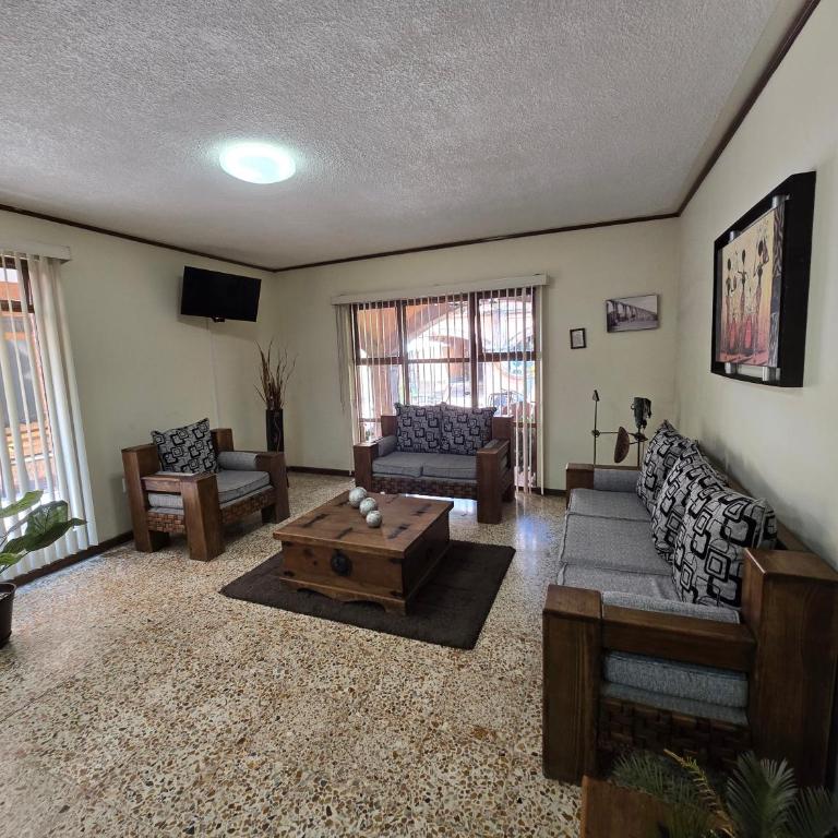 Meson de San Andres - Three-Bedroom House - 11