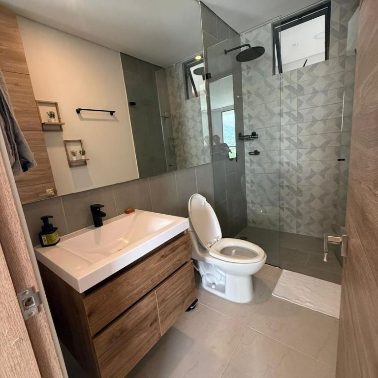 Elegancia y Confort en Santa Marta ApartaSuite en Pozos Colorados - One-Bedroom Loft Apartment with Balcony - 13