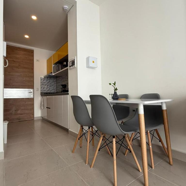 Elegancia y Confort en Santa Marta ApartaSuite en Pozos Colorados - One-Bedroom Loft Apartment with Balcony - 16