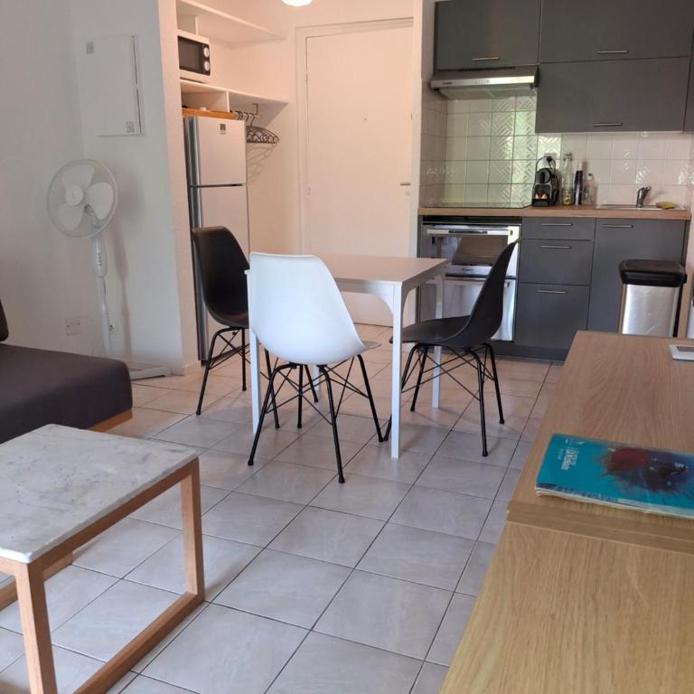 Appartement T1 Frejus Var Riviera - One-Bedroom Apartment - 8