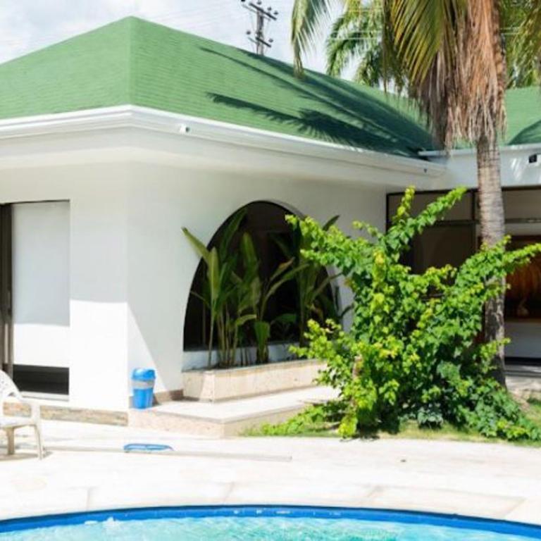 ESPECTACULAR CASA QUINTA en RENTA VILLA EN GIRARDOT PEÑON PISCINA PRIVADA!!! - Villa - 18