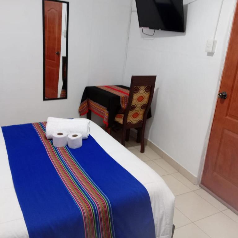 Hs Charlie - Habitación Doble con baño privado - 9