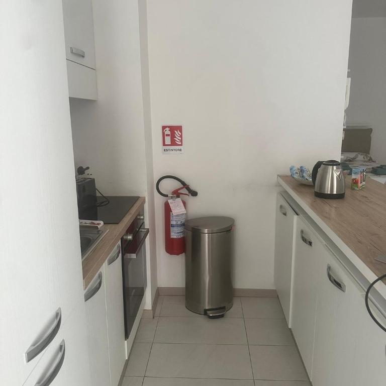 Monolocale San Giovanni con Balcone a 50 m dalla metro - Appartamento con 1 Camera da Letto - 23