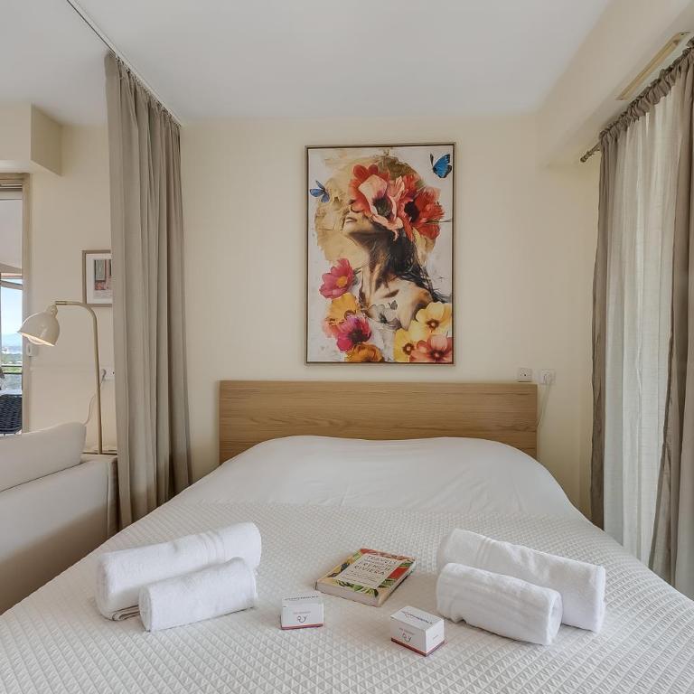 Studio Near Beach, Sea View & Garage - Happy Rentals - Studio with Terrace - 21