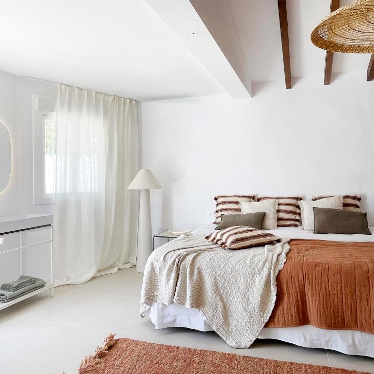 NEW villa - luxury, views, hot tub, pool, 8 plus sofabed - Villa con vistas al mar - 7