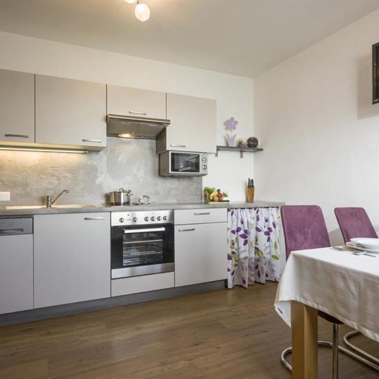 Haus Angela - Apartment mit 1 Schlafzimmer und Dusche - 13