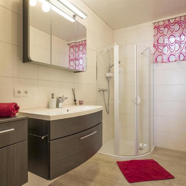 Haus Angela - Apartment mit 1 Schlafzimmer und Dusche - 11