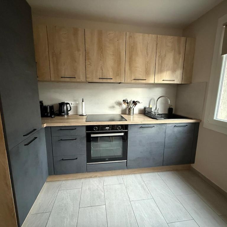Liberte-Apartment with parking - Appartement 2 Chambres - 5
