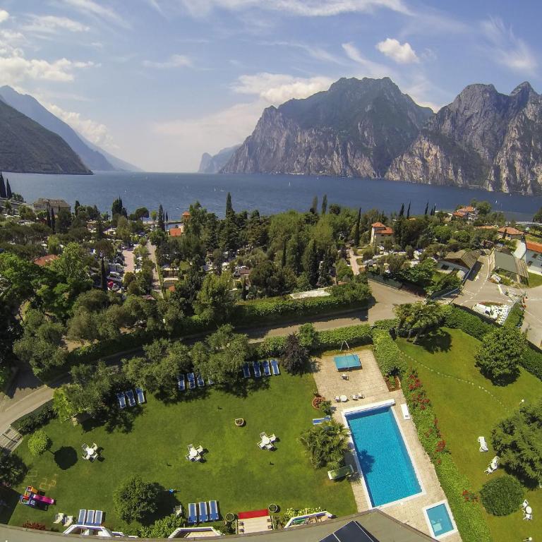 Residence Toblini - Studio with Mountain View - 1