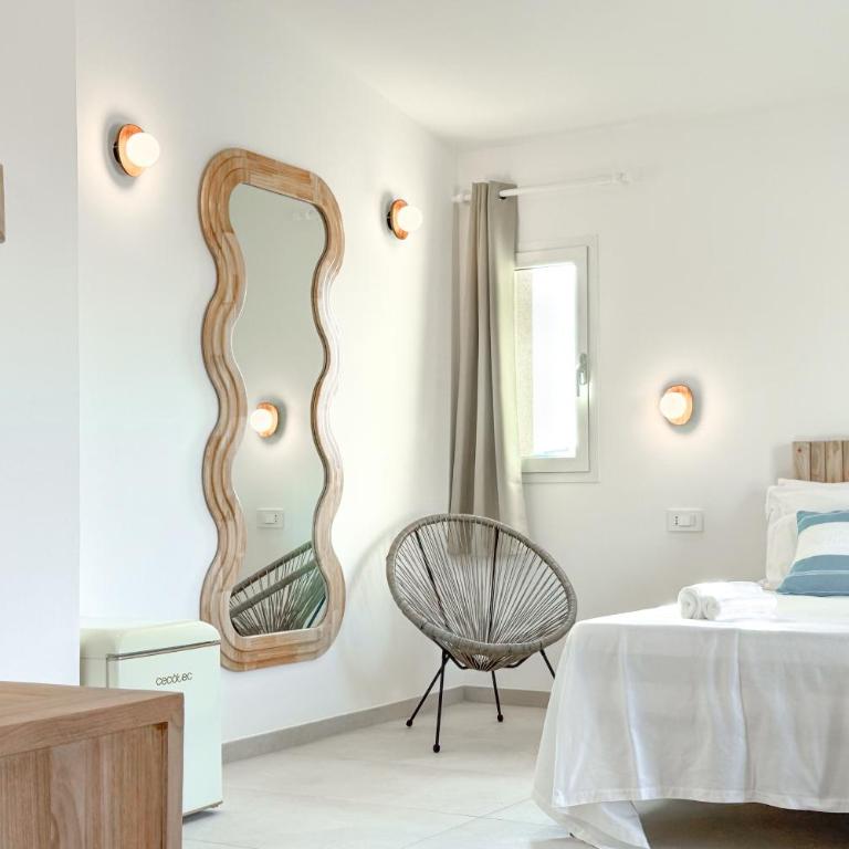 Petra Maris Luxury Rooms - Camera Matrimoniale Deluxe con Balcone - 2