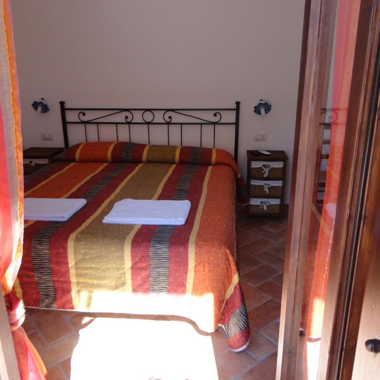Bed and Breakfast Ichnos - Camera Matrimoniale - 13