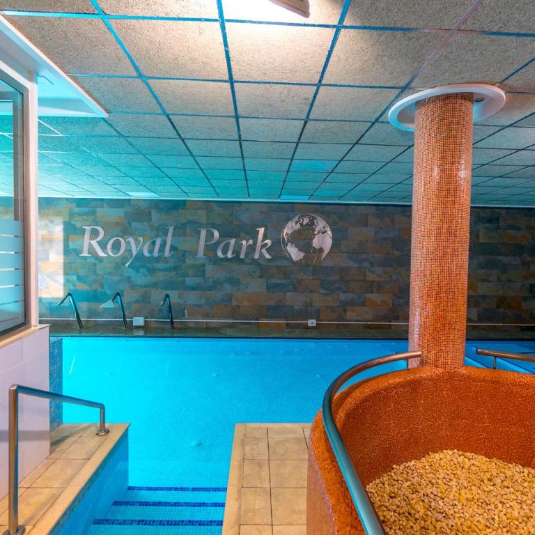 HE Royal Park - Apartamento - 18